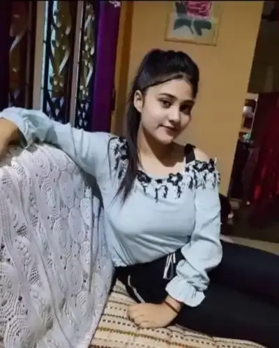 Call Girls Service in Kutiyana